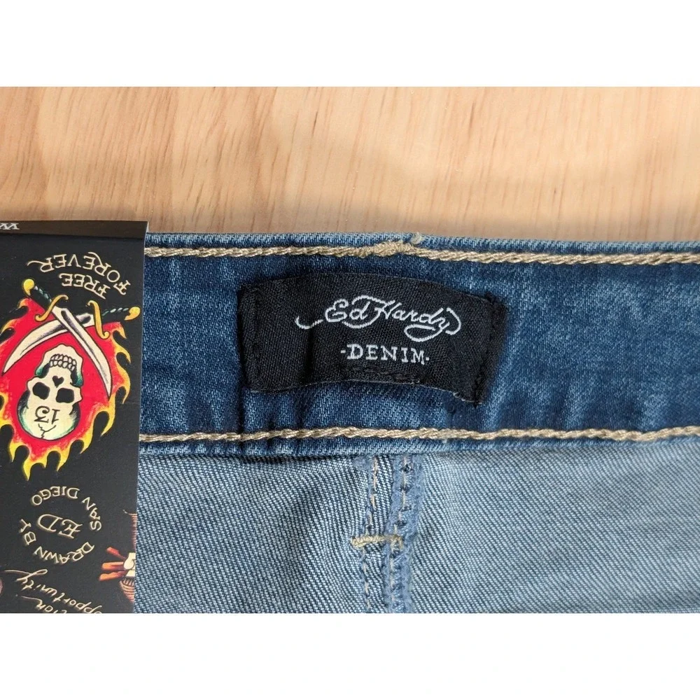 Ed Hardy Mens 32 Wide Leg Embroidered Jeans Medium Vintage Blue NEW